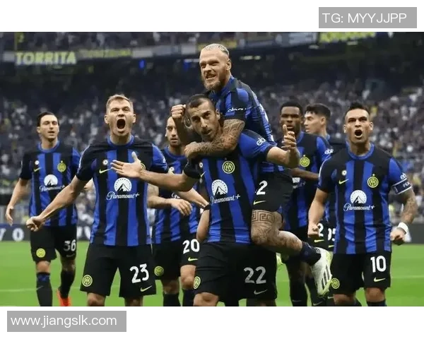 国王杯激战那不勒斯与多特蒙德0比0红牌争议引发全场热议