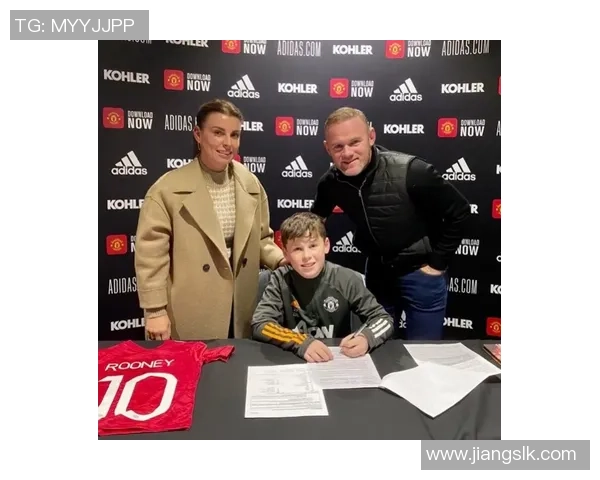 那不勒斯狂胜巴萨5-1帽子戏法点燃国王杯激情瞬间回顾 那不勒斯狂胜巴萨5-1帽子戏法点燃国王杯激情瞬间回顾