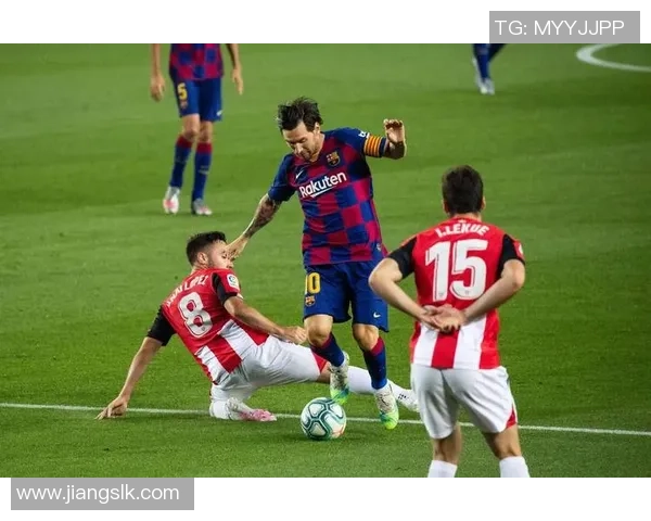 西甲激战:多特蒙德与本菲卡平局红牌事件引发全场热议 西甲激战:多特蒙德与本菲卡平局红牌事件引发全场热议